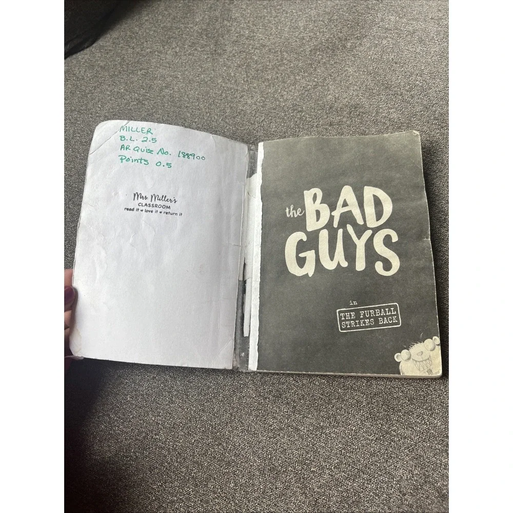 Bad Guys in the Furball Strikes Back (the Bad Guys #3) by Aaron  Paperback)